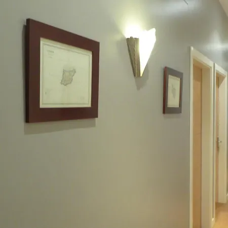 Cr Luarri ゲストハウス サン・セバスティアン