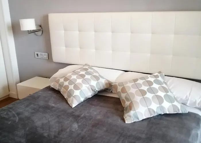 Cr Luarri بيت ضيافة